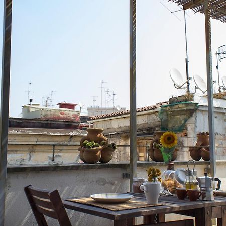 Отель Sui Tetti Di Napoli Экстерьер фото
